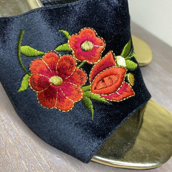 ✨FOREVER✨ Black Fashion Platform Mule - Picture 3 of 8